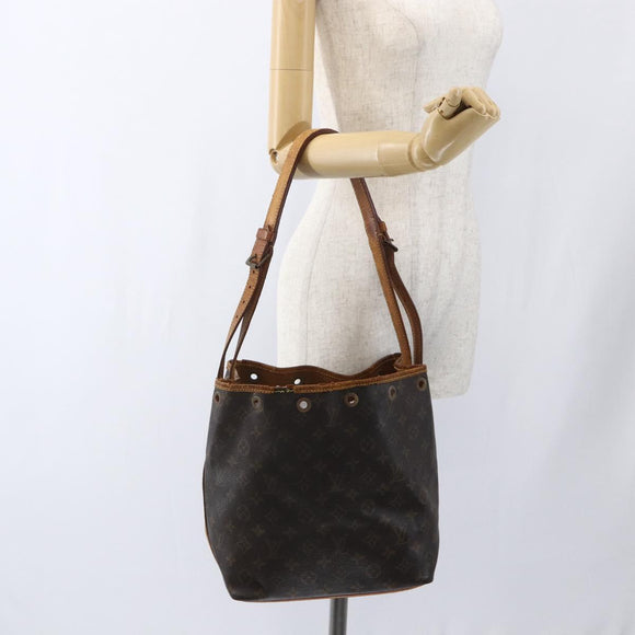 LOUIS VUITTON Monogram Petit Noe Shoulder Bag M42226 LV Auth 170103