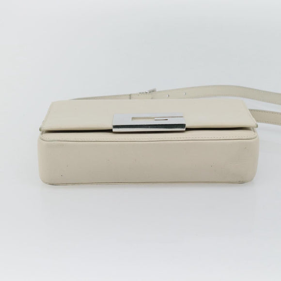 GUCCI Shoulder Bag Leather White Silver Auth 170113
