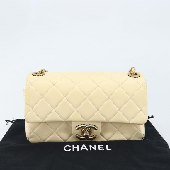 CHANEL Matelasse 22 Chain Shoulder Bag Lamb Skin Ivory Gold CC Auth 170660SAV