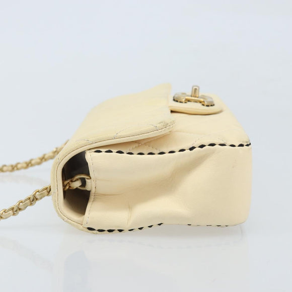 CHANEL Matelasse 22 Chain Shoulder Bag Lamb Skin Ivory Gold CC Auth 170660SAV