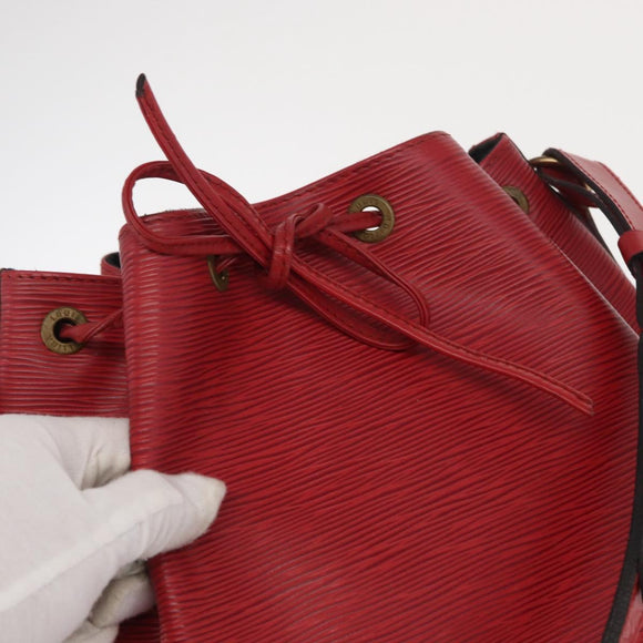 LOUIS VUITTON Epi Petit Noe Shoulder Bag Red M44107 LV Auth 170694