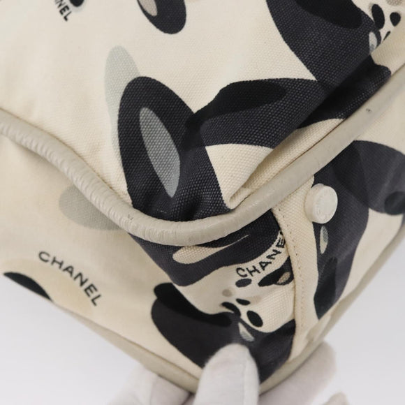 CHANEL Tote Bag Canvas White Silver CC Auth 170892