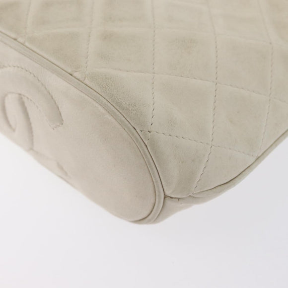 CHANEL Matelasse Shoulder Bag Lamb Skin Ivory Gold CC Auth 170897