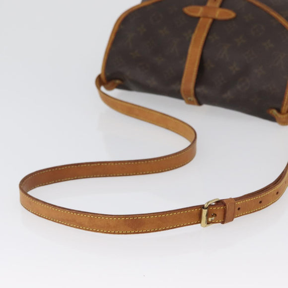 LOUIS VUITTON Monogram Saumur 30 Umhängetasche M42256 LV Auth 170962