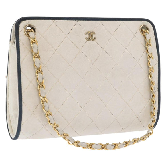 CHANEL Matelasse Chain Shoulder Bag Leather White Gold CC Auth 171161