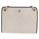 CHANEL Matelasse Chain Shoulder Bag Leather White Gold CC Auth 171161-14