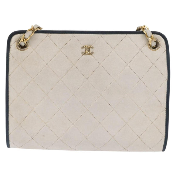 CHANEL Matelasse Chain Shoulder Bag Leather White Gold CC Auth 171161