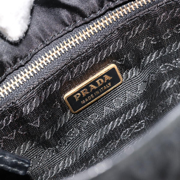 PRADA Accessoirezakje Nylon Zwart Goud Auth 171277