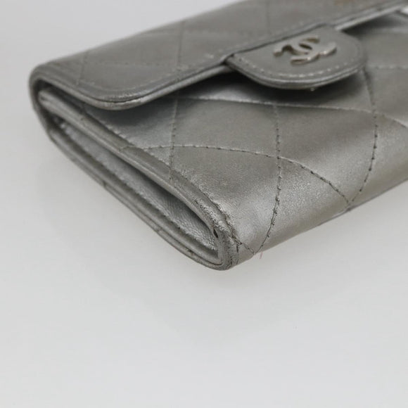 CHANEL Matelasse Card Case Leather Silver CC Auth 171336