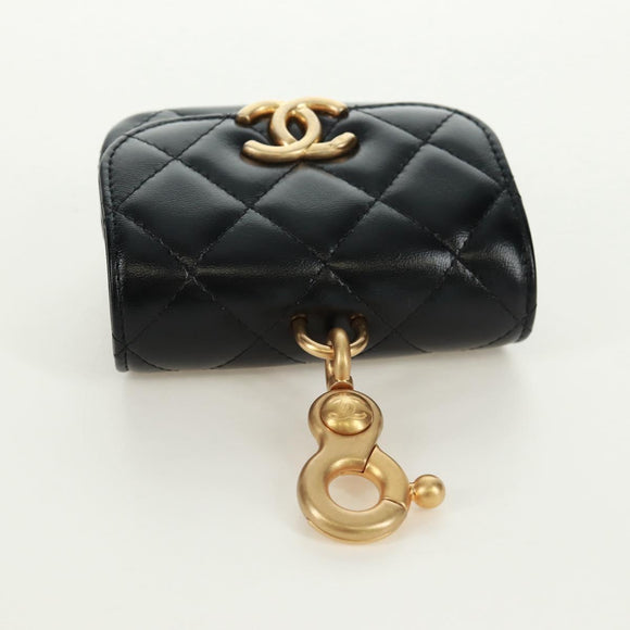 CHANEL Matelasse Pouch Leather Black Gold CC Auth 171856SAM