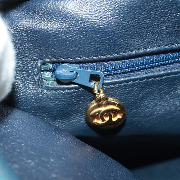 CHANEL Matelassé Schoudertas Canvas Marineblauw Goud CC Auth 171908V
