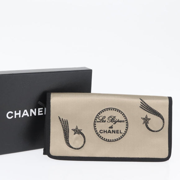 CHANEL Sieradenzakje Satijn Goud CC Auth 172027