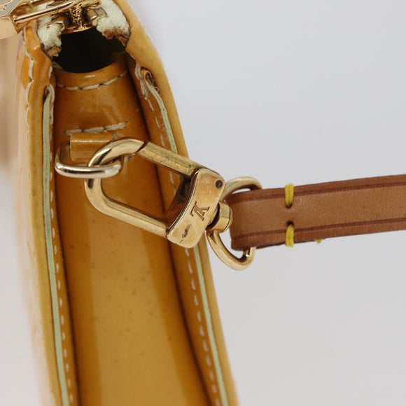 LOUIS VUITTON Vernis Lexington Accessory Pouch Lime Yellow M91058 Auth 172123