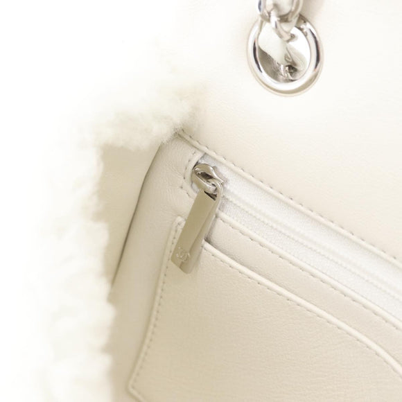 CHANEL Matelasse 25 Chain Shoulder Bag Mouton White Silver CC Auth 172561SM