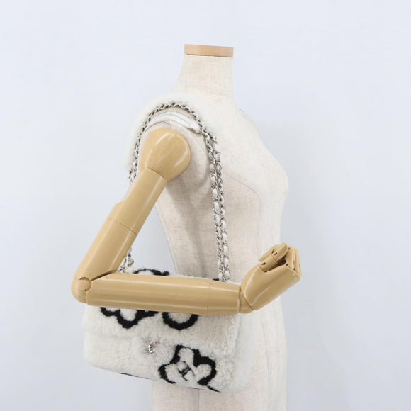 CHANEL Matelasse 25 Chain Shoulder Bag Mouton White Silver CC Auth 172561SM