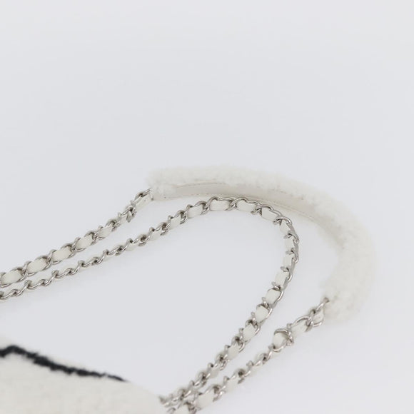CHANEL Matelasse 25 Chain Shoulder Bag Mouton White Silver CC Auth 172561SM