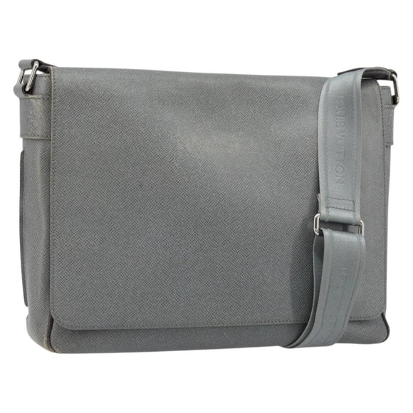 LOUIS VUITTON Taiga Roman MM Shoulder Bag Gray Gracie M32623 LV Auth 172661
