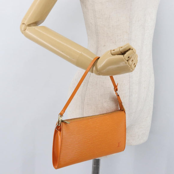 LOUIS VUITTON Epi Pochette Accessoires Pouch Orange Mandarin M5294H Auth 172673
