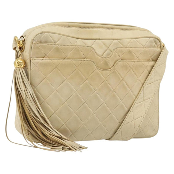 CHANEL Chain Matelasse Shoulder Bag Leather Beige Gold CC Auth 173120A