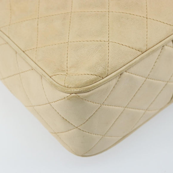 CHANEL Chain Matelasse Shoulder Bag Leather Beige Gold CC Auth 173120A