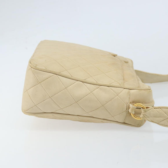 CHANEL Chain Matelasse Shoulder Bag Leather Beige Gold CC Auth 173120A