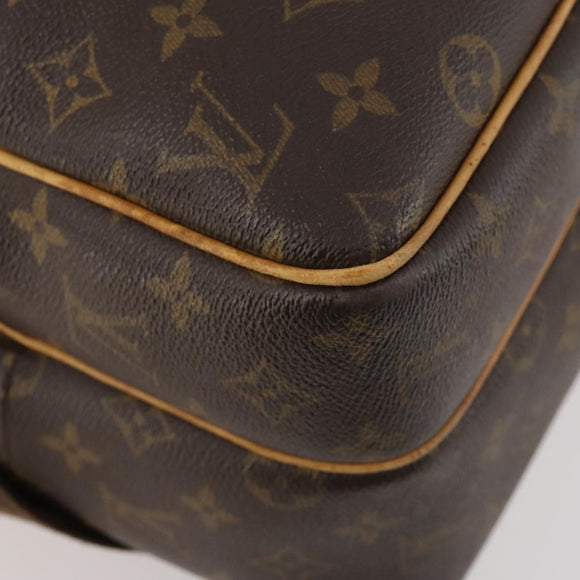 LOUIS VUITTON Monogram Reporter GM Shoulder Bag M45252 LV Auth 173126