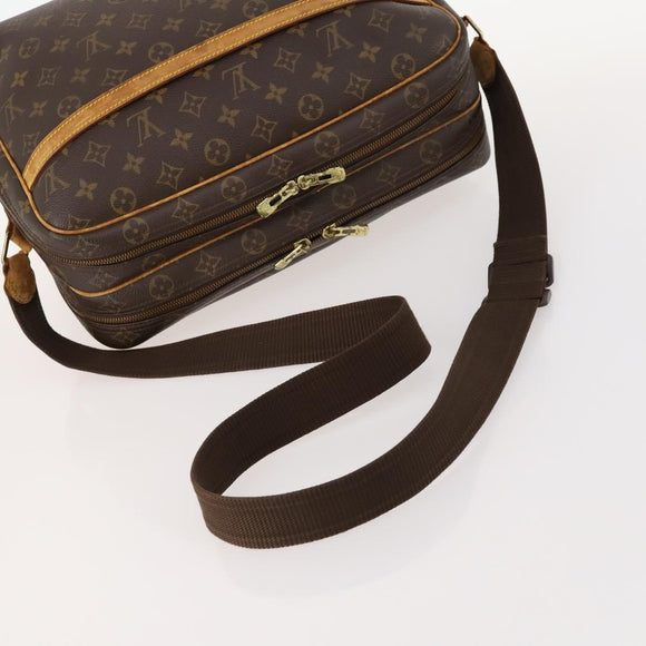LOUIS VUITTON Monogram Reporter GM Shoulder Bag M45252 LV Auth 173126