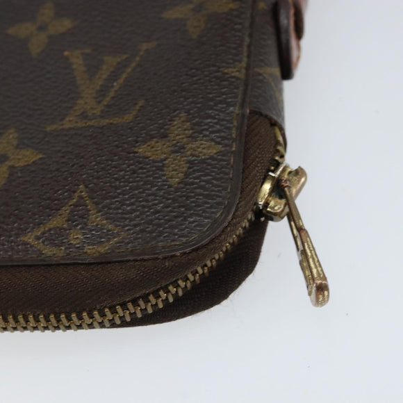 LOUIS VUITTON Monogram Pochette Escapade Reiseetui M60113 LV Auth 173221