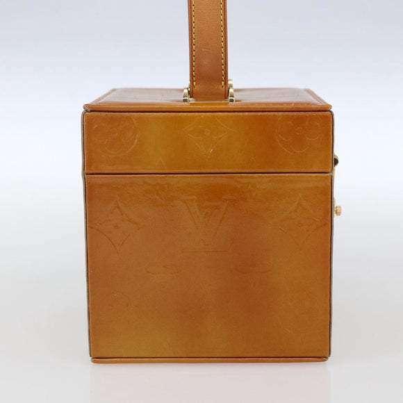 LOUIS VUITTON Monogram Vernis Bleecker Cosmetic Pouch Beige M91002 Auth 173240