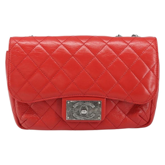 CHANEL Matelasse 25 Chain Shoulder Bag Calf Skin Red CC Auth 173308V