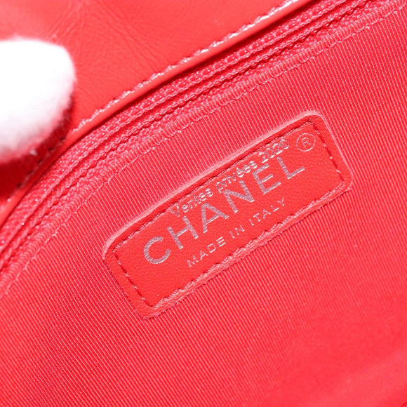 CHANEL Matelasse 25 Chain Shoulder Bag Calf Skin Red CC Auth 173308V