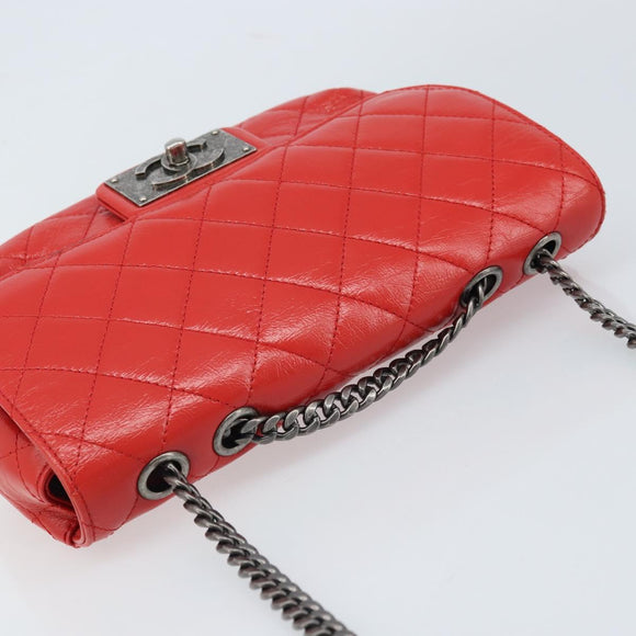 CHANEL Matelasse 25 Chain Shoulder Bag Calf Skin Red CC Auth 173308V