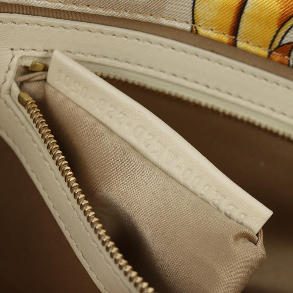 FENDI Zucca Canvas Fenderche VERSACE Mamma Baguette Bag White Auth 173367SAM