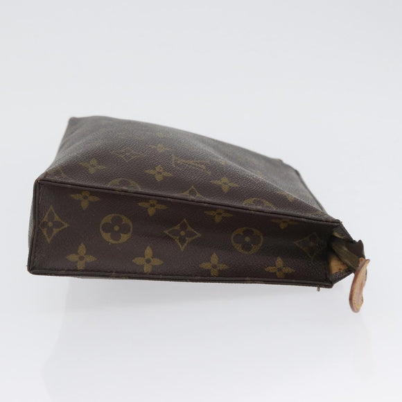 LOUIS VUITTON Monogram Poche Toilette 26 Pouch M47542 LV Auth 173730