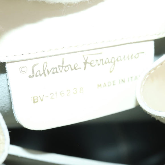 Salvatore Ferragamo Backpack Patent leather White Gold Auth 173783