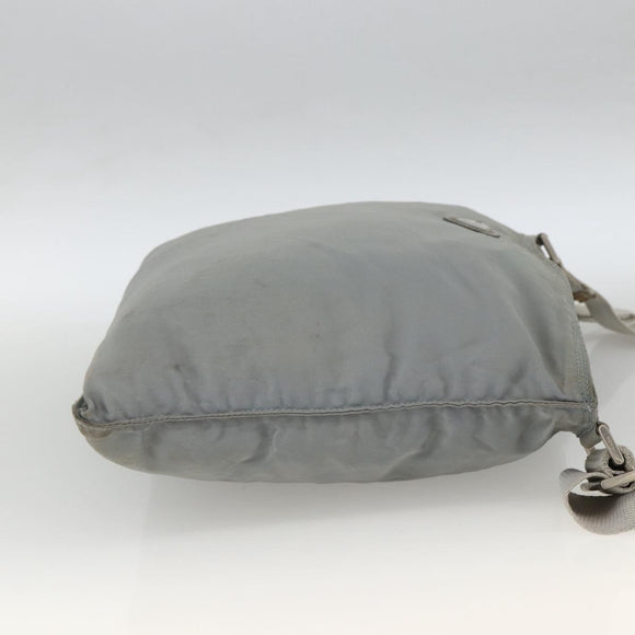 PRADA Schoudertas Nylon Grijs Zilver Auth 174005