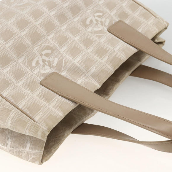 CHANEL New Travel Line Tote Bag Beige CC Auth 174068