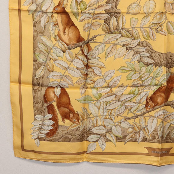HERMES Carre 90 Scarf ""CASSE NOISETTE"" Silk Yellow Auth 174180A
