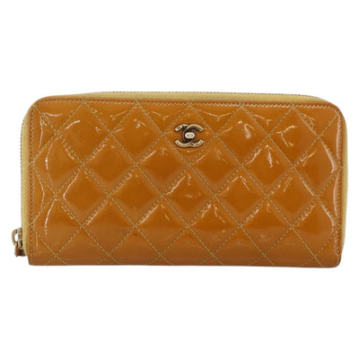 CHANEL Matelasse Long Wallet Patent leather Gold Yellow CC Auth 174373A - 0