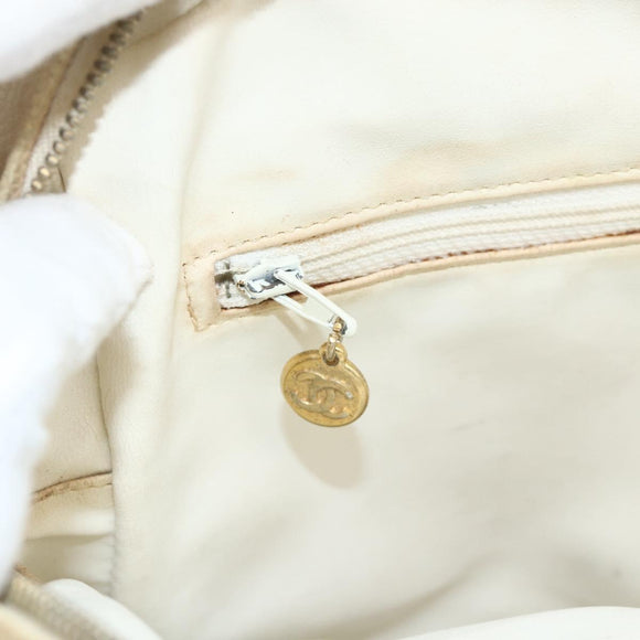 CHANEL Handtas Kaviaarleer Crème Goud CC Auth 174548