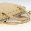 CHANEL Handtas Kaviaarleer Crème Goud CC Auth 174548-7