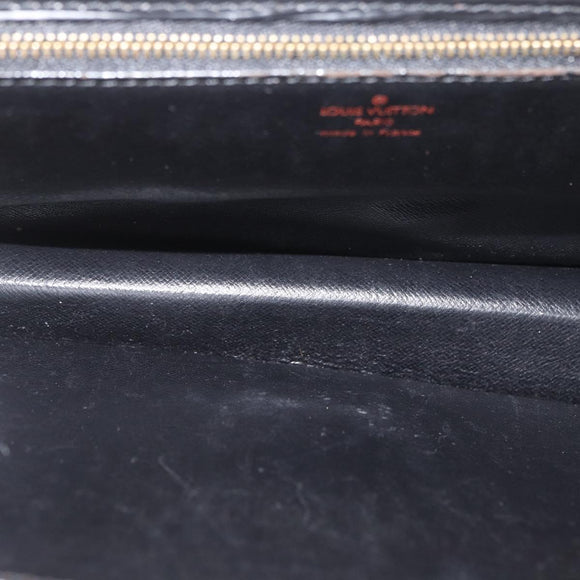 LOUIS VUITTON Epi Serie Dragonne Clutch Bag Black Noir M52612 LV Auth 174735