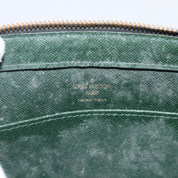 LOUIS VUITTON Taiga Baikal Clutch Bag Epicea M30184 LV Auth 174736