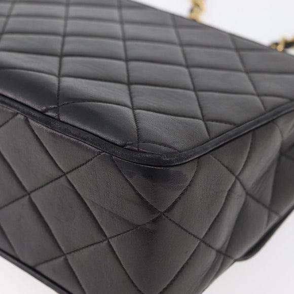CHANEL Matelasse Chain Shoulder Bag Lamb Skin Black Gold CC Auth 175090SAV