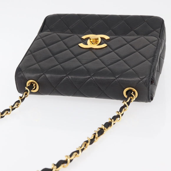 CHANEL Matelasse Chain Shoulder Bag Lamb Skin Black Gold CC Auth 175090SAV