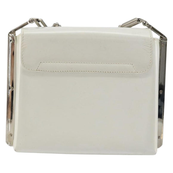 Salvatore Ferragamo Chain Shoulder Bag Patent leather White Silver Auth 175611A