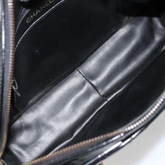 CHANEL Matelasse Chain Shoulder Bag Patent leather Black Gold CC Auth 175899