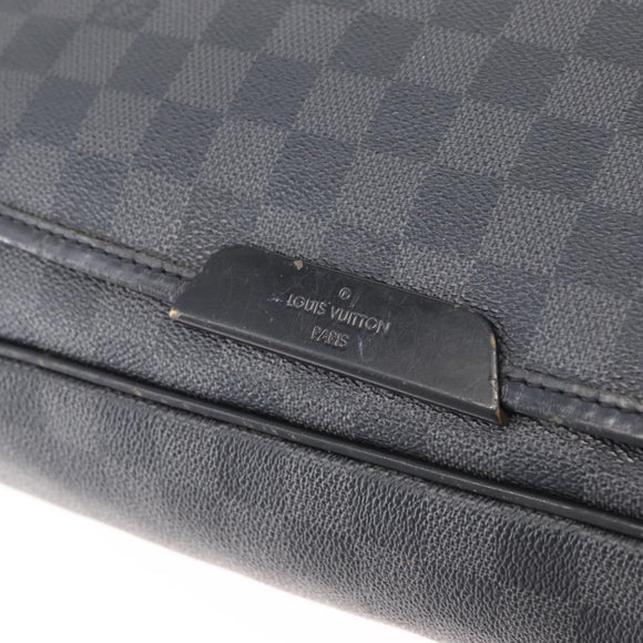 LOUIS VUITTON Damier Graphite Daniel GM Shoulder Bag N58033 LV Auth 176159