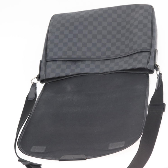 LOUIS VUITTON Damier Graphite Daniel GM Shoulder Bag N58033 LV Auth 176159