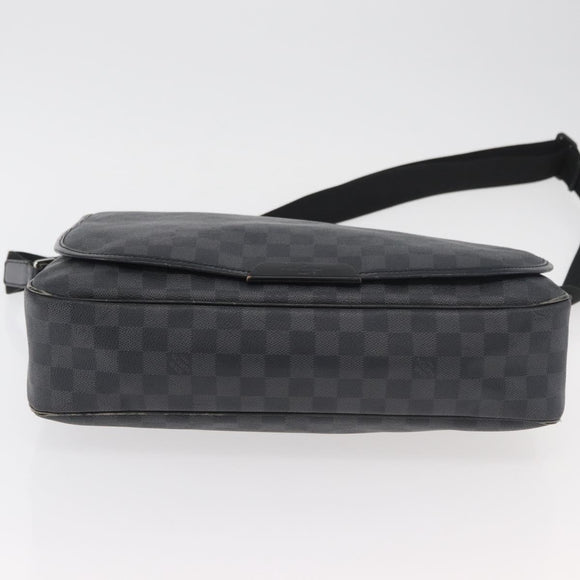 LOUIS VUITTON Damier Graphite Daniel GM Shoulder Bag N58033 LV Auth 176159
